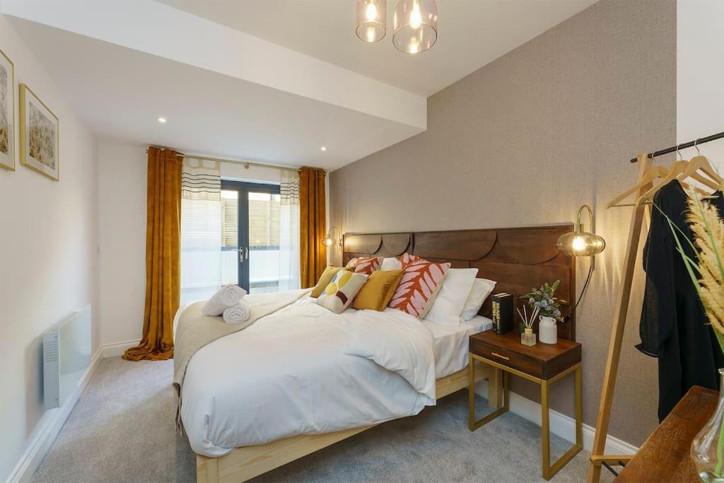 Bressingham - 2 Bedroom Luxury Apartment By Mint Stays 브리스틀 외부 사진